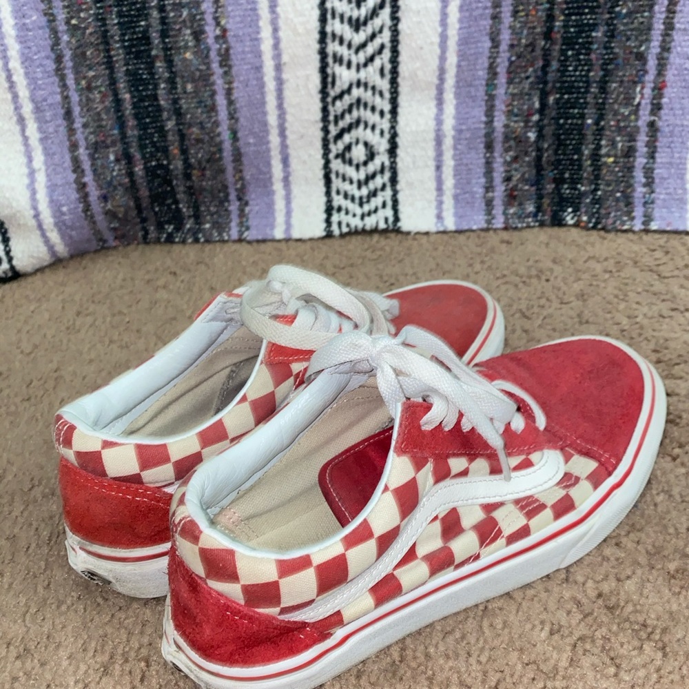 red checkered old school vans